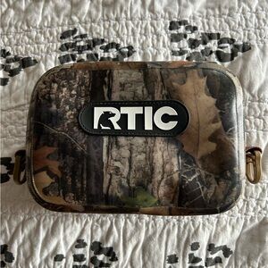 RTIC camo side pack